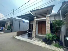 Rumah Second Dalam Perumahan Serpong 10 Menit Menuju Stasiun Rawabuntu