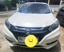 HRV E CVT 2018 Putih