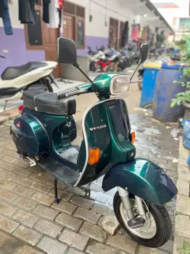 Vespa Exclusive 2 Thn 92