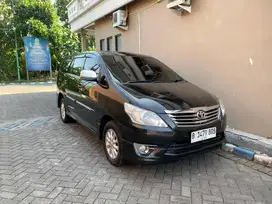 Innova G diesel lux captain seat 2012 matic !