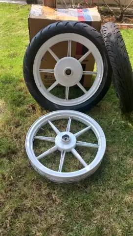 Dijual Velg VRossi P8 Xeon+Ban Tebal