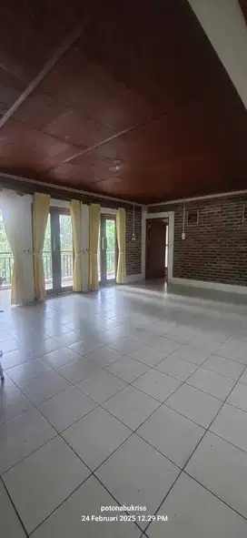 RUMAH VILLA CIMENYAN BANDUNG