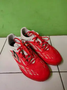 Sepatu futsal specs Alpha pro in garuda ukuran 41