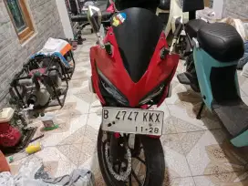 motor cbr 150r  lengkap pajak idup
