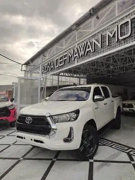 hilux double cabing 4x4 tipe G rocco muluss murah
