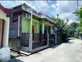 Jual tanah bonus bangunan rumah sorowajan