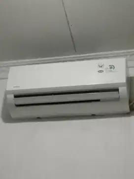 Ac Toshiba setengah pk