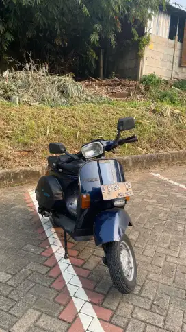 Vespa Exlusive 2 Tahun 2002