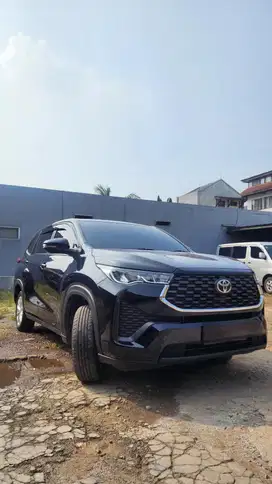 Toyota Kijang Innova 2023 Bensin Like New mint condition