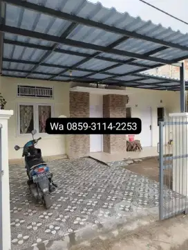 Disewakan Rumah Lok Strategis Hunian Nyaman Di JL Margakencana Tengah