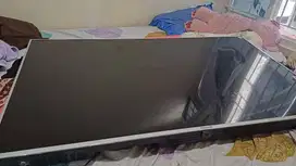 Dijual paket elektronik rusak: TV 55 Inch, TV 24 Inch, dan AC
