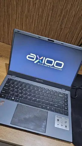 LIKE NEW! AXIO HYPE 1 LEPTOP