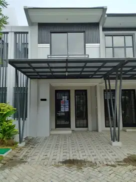 Grand Pakuwon 3BR semi furnish dekat margomulyo