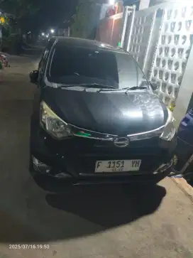 Daihatsu Sigra type R manual 2018