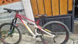 sepeda Polygon Siskiu D5 2021 Upgrade