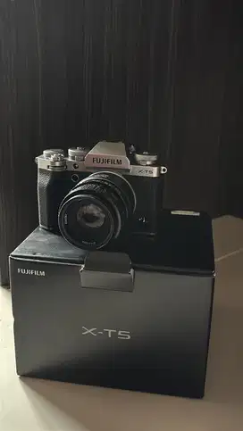 FUJIFILM XT5 SECOND