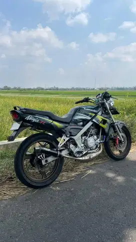 Kawasaki ninja kiss 2003 hijau botol