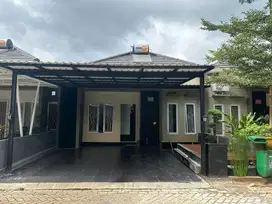 RUMAH CANTIK DI CIBINONG FULL FURNISHED SIAP HUNI
