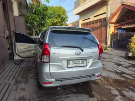 Daihatsu Xenia R Deluxe 1.3 1300cc Manual MT Tahun 2015 Silver , 2014
