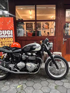 Triumph bonneville thruxton 900 2016 Full spek hedon