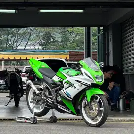 Kawasaki Ninja 150 RR SE Anniversary full spec modif 2015 hijau rapi