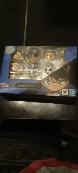 Action Figure detective Conan