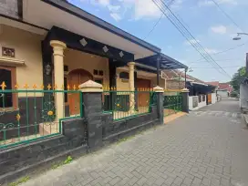 Disewakan rumah apik istimewa area Condongcatur