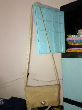 tas selempang wanita