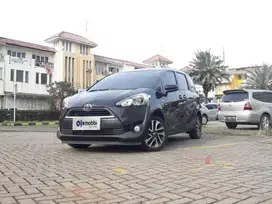 TDP 8,JT Toyota Sienta 1.5 V Bensin-MT Hitam 2017