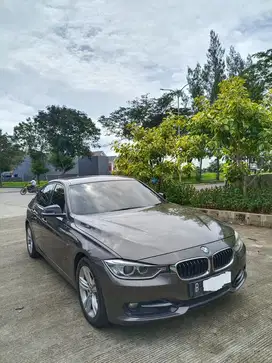 BMW 320i F30 2014 Sport Bs Tuker Tmbh
