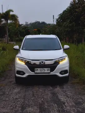 Hrv E CVT AT 2018 super bagus