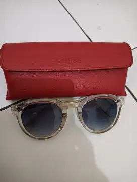 kacamata guess original