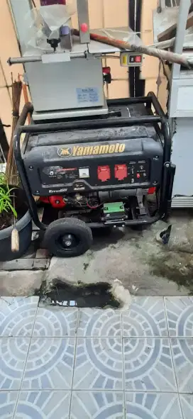 Dijual generator untuk lisrik merk YAMAMOTO
