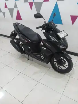 Honda New Vario 160 CBS 2023 Hitam km.8000
