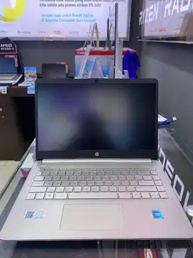 HP 14s-dq3888TU/N4500/8GB/512GB SSD/14″ FHD/Win 11 Home+OHS 2021