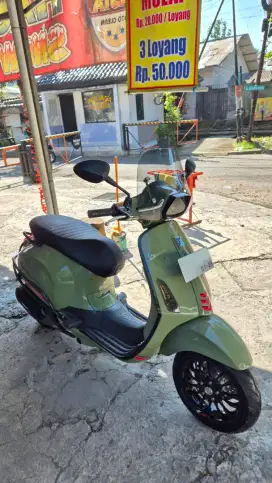 Vespa Sprint S i-get 150 2023 Green Tenace