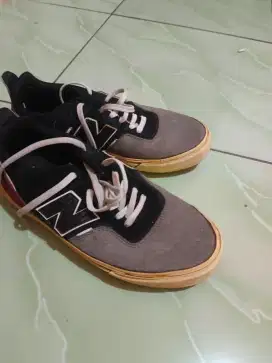 New balance suede 42