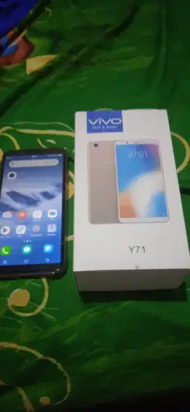 Jual vivo y71 barang istimewa