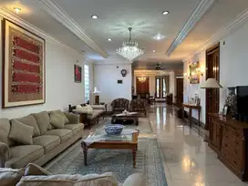 Rumah mewah di Komplek Ekslusive  Alamanda Dago