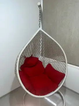Ayunan bulat merah