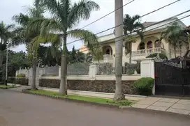 Rumah Luxury strategs siap huni di Tubagus Ismail kota Bandung