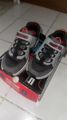 Skecher kids gametronic