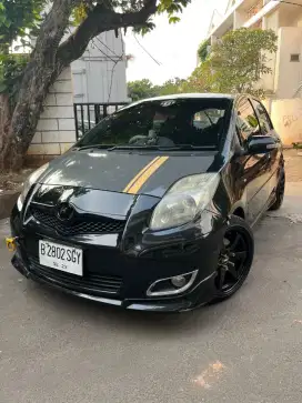 Toyota Yaris S limited 1.5 M/T 2009/08 Orisinil Bonus Velg Dan Ban