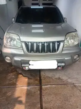 Dijual Nissan Xtrail T30 -  SS Lengkap