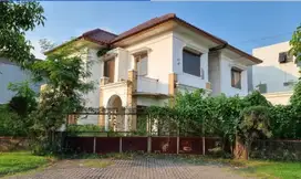 Dijual rumah hitung tanah di Villa Bukit Mas dekat tol Satelit