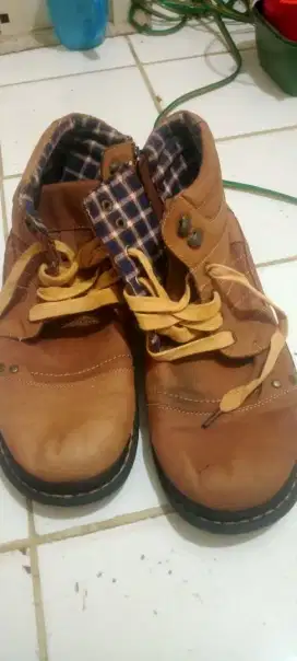 Sepatu Jim Joker Jeruk 2B