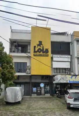 Disewakan ruko 3 lantai di cinere