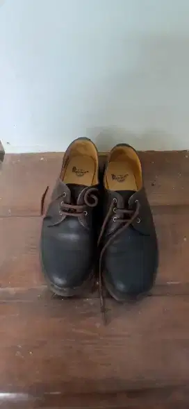 Dr. Martens (Docmart)