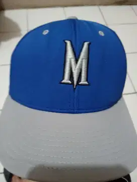 Topi bagus cuma 1 - 2 kali pakai