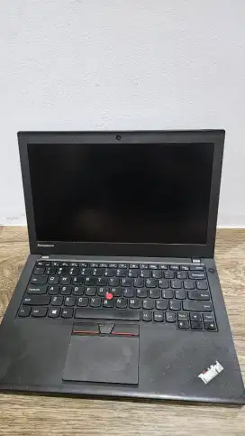 ThinkPad x250 (8GB/512Gb)